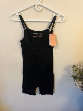 Shapermint Essentials Open Bust Bodysuit Shaper Shorts Black NWT Medium